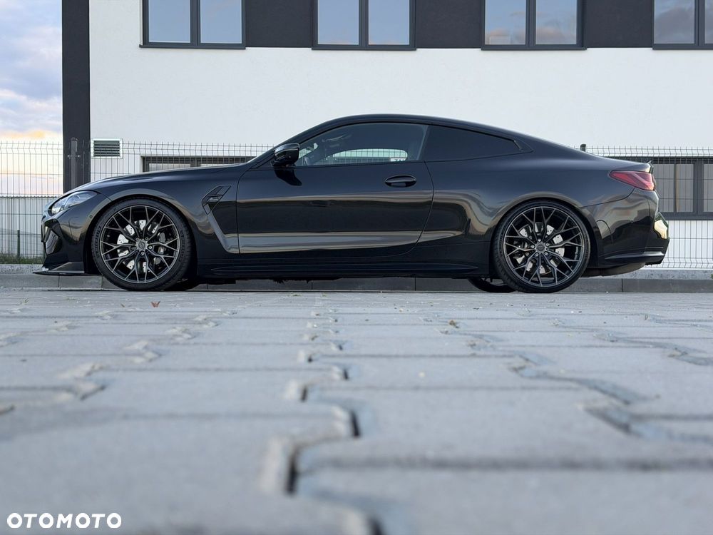 BMW M4 Competition - 5