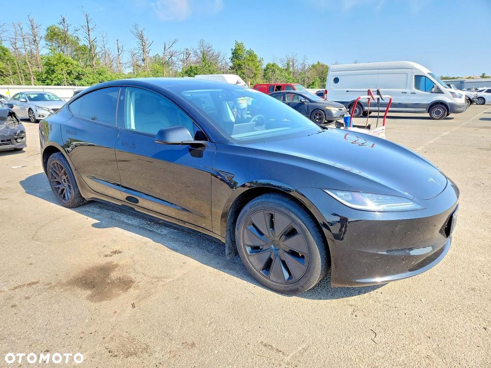 Tesla Model 3 Langstreckenbatterie Allradantrieb Dual Motor - 2