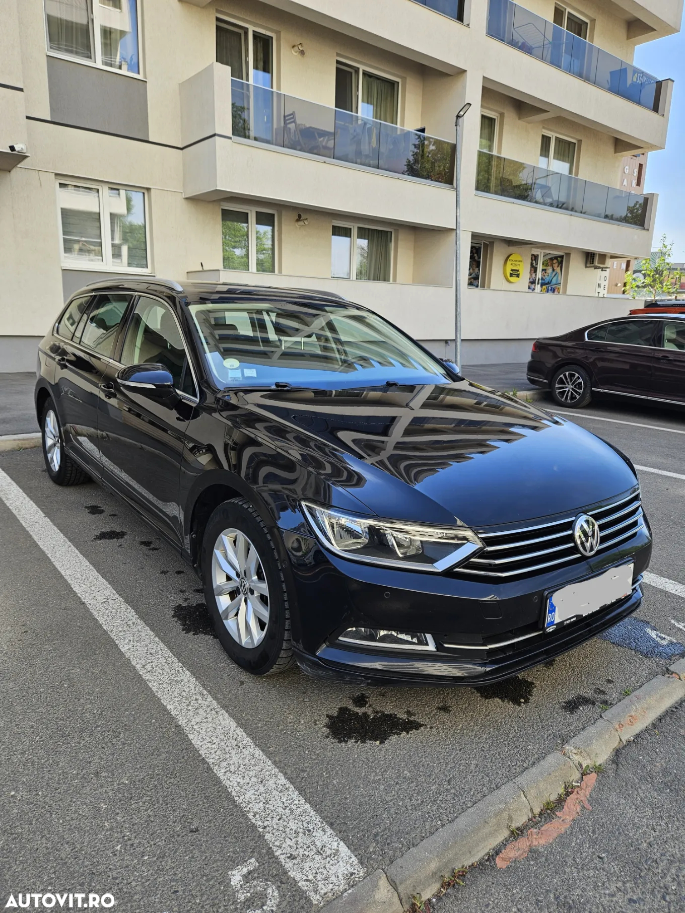 Volkswagen Passat Variant 1.6 TDI (BlueMotion Technology) DSG Comfortline - 2