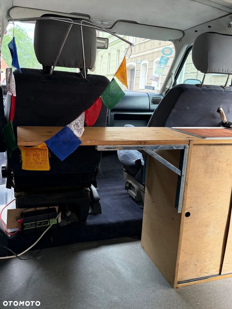 Volkswagen Transporter - 17