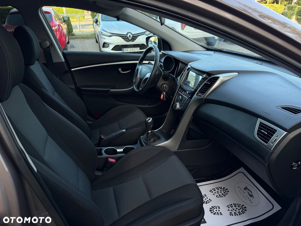 Hyundai i30 1.4 Fifa World Cup Edition - 5