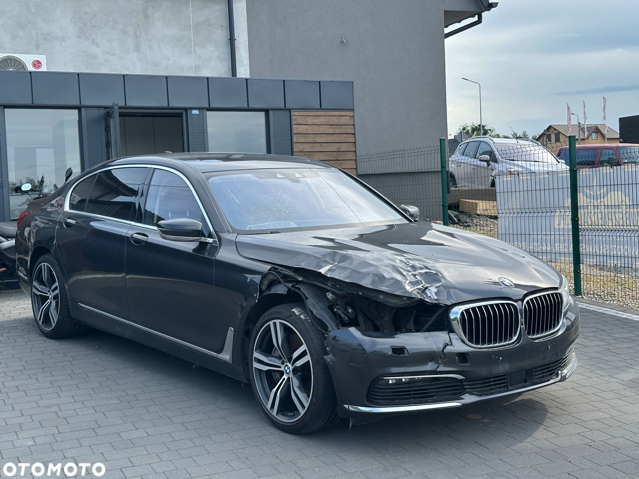 BMW Seria 7 750Li xDrive - 8