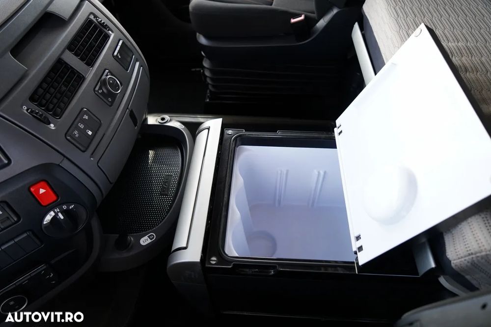 DAF XF 480 / SOLO  7,7 m/ CORTINĂ / 6X2 / PUNTE RIDICATĂ / - 28