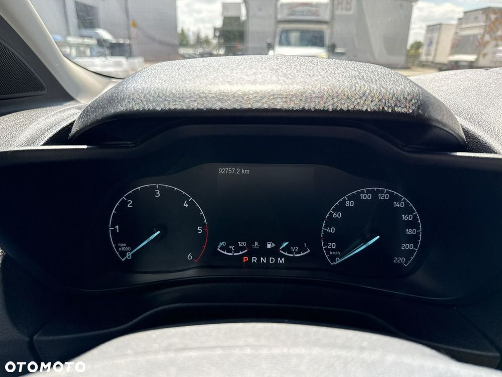 Ford Transit Connect - 13