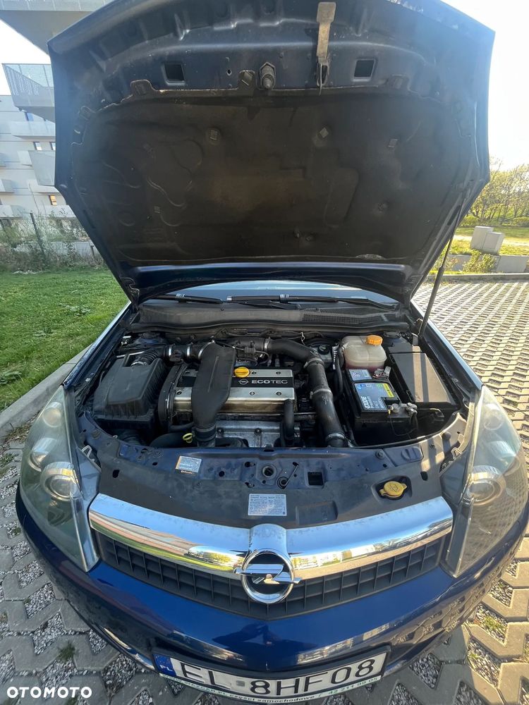 Opel Astra 2.0 Turbo Cosmo - 20