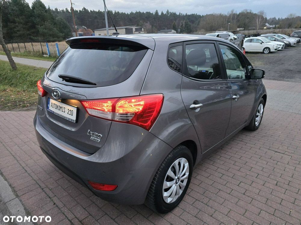 Hyundai ix20 - 8
