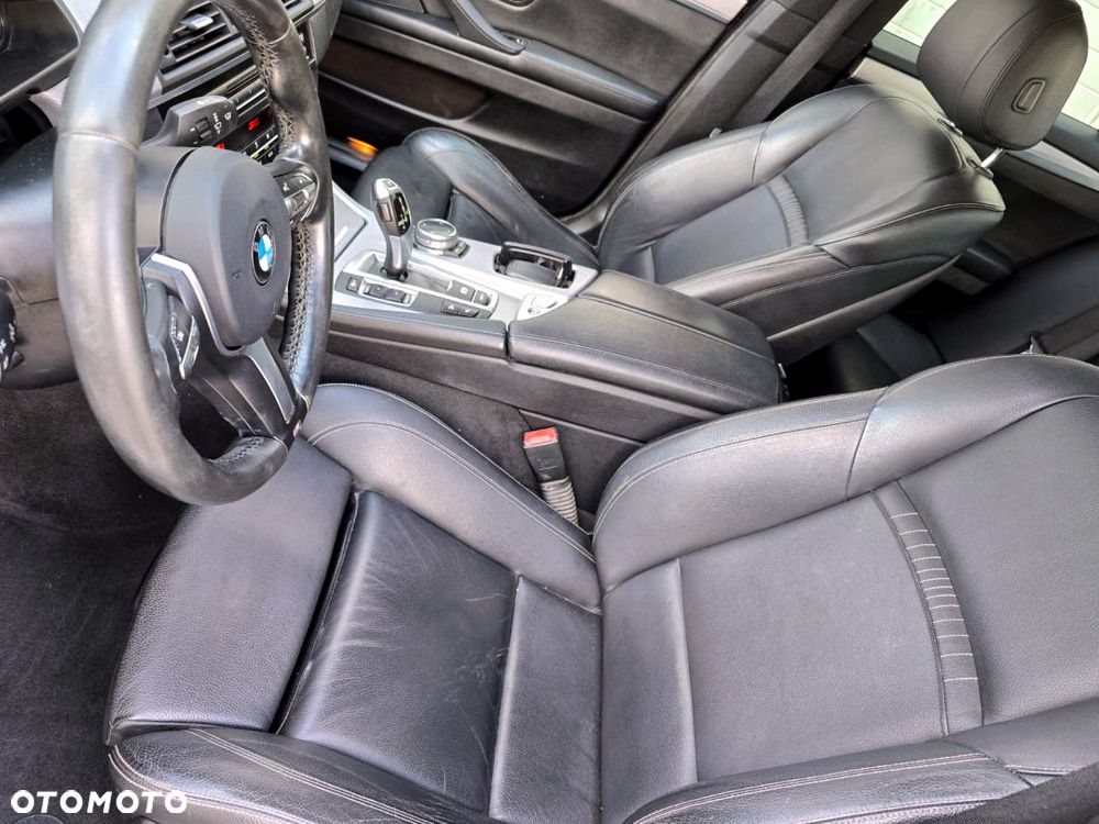 BMW Seria 5 530d xDrive Sport-Aut - 25