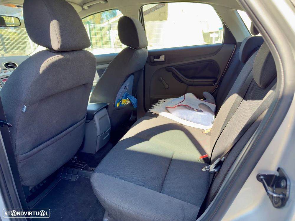 Ford Focus 1.6 TDCi S - 10