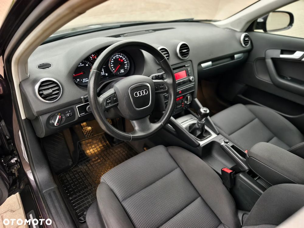Audi A3 Sportback 2.0 TDI Attraction - 5