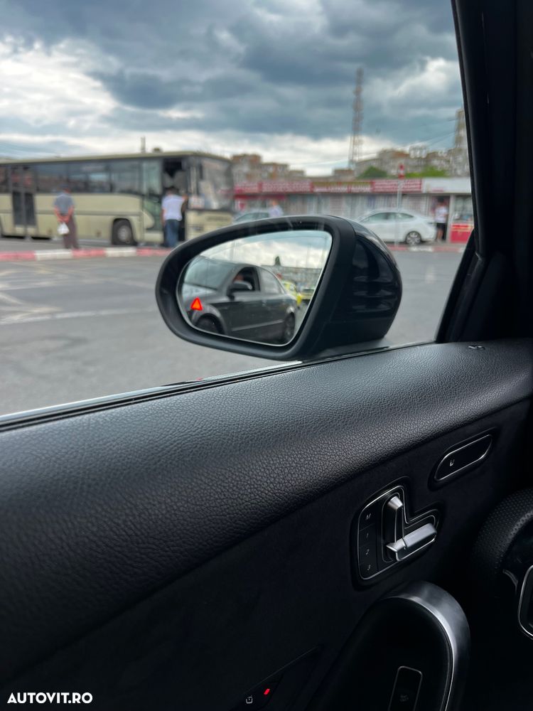 Mercedes-Benz A - 32