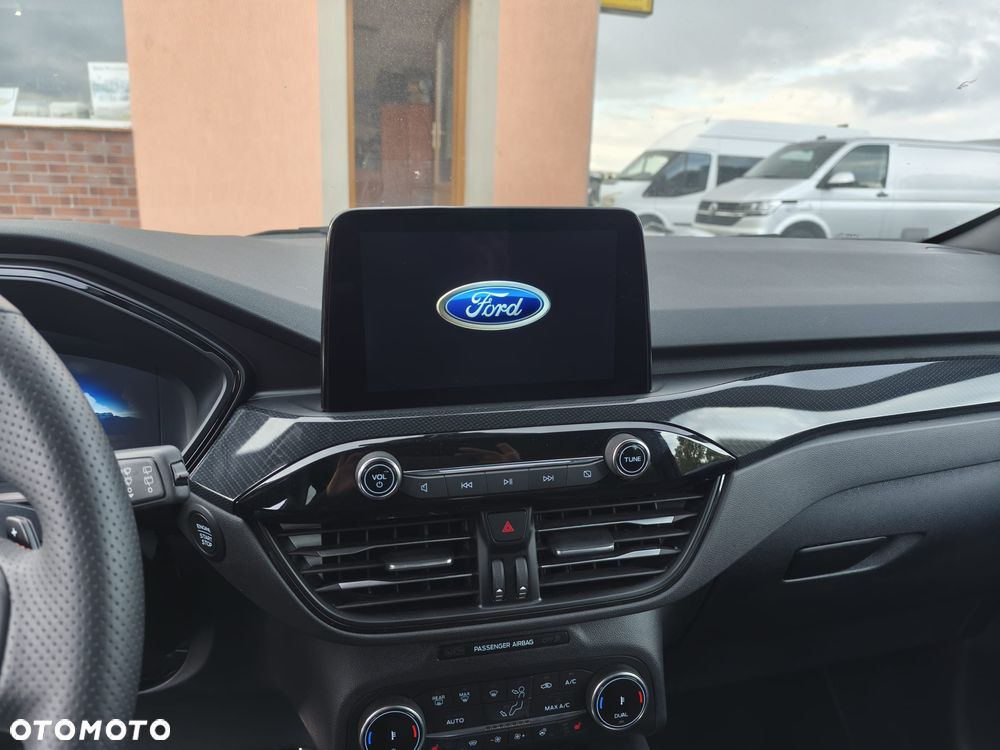 Ford Kuga 2.0 EcoBlue 4x4 ST-LINE X - 10