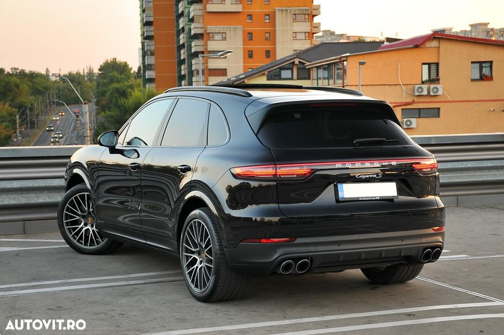 Porsche Cayenne - 6