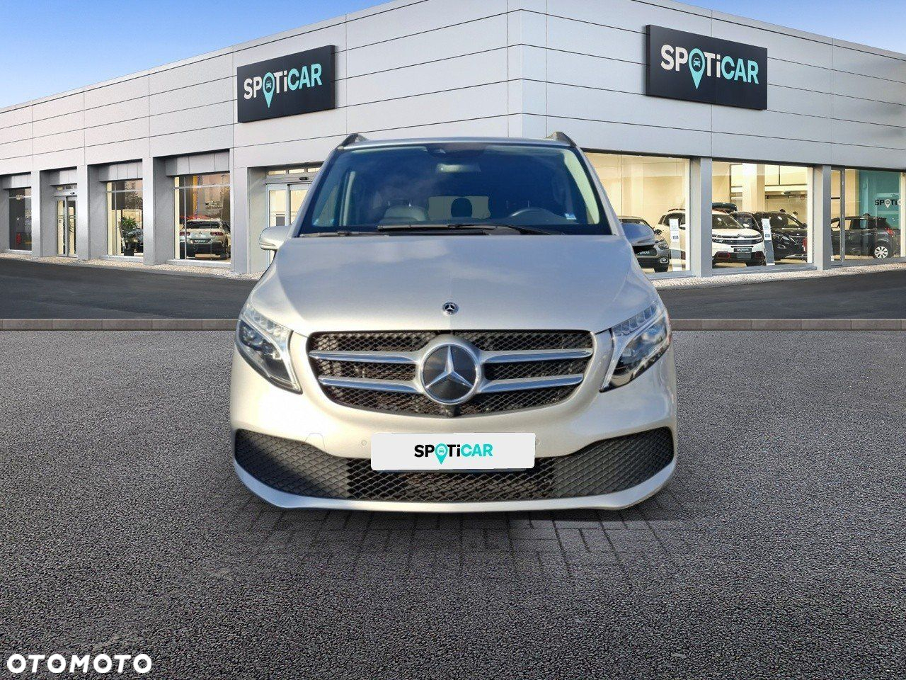 Mercedes-Benz Klasa V - 2
