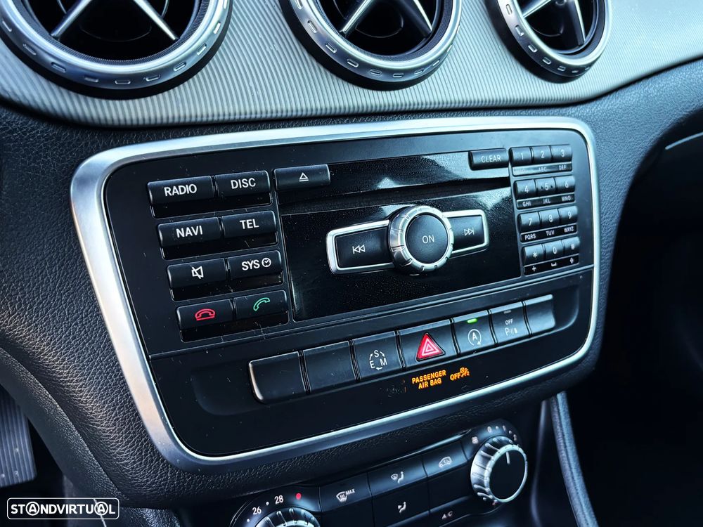 Mercedes-Benz GLA 200 CDi Urban Aut. - 27