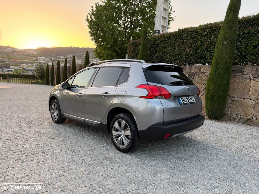 Peugeot 2008 1.6 e-HDi Allure - 4