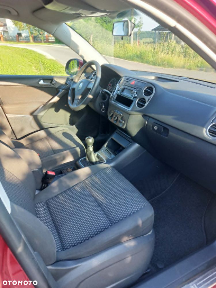 Volkswagen Tiguan - 23