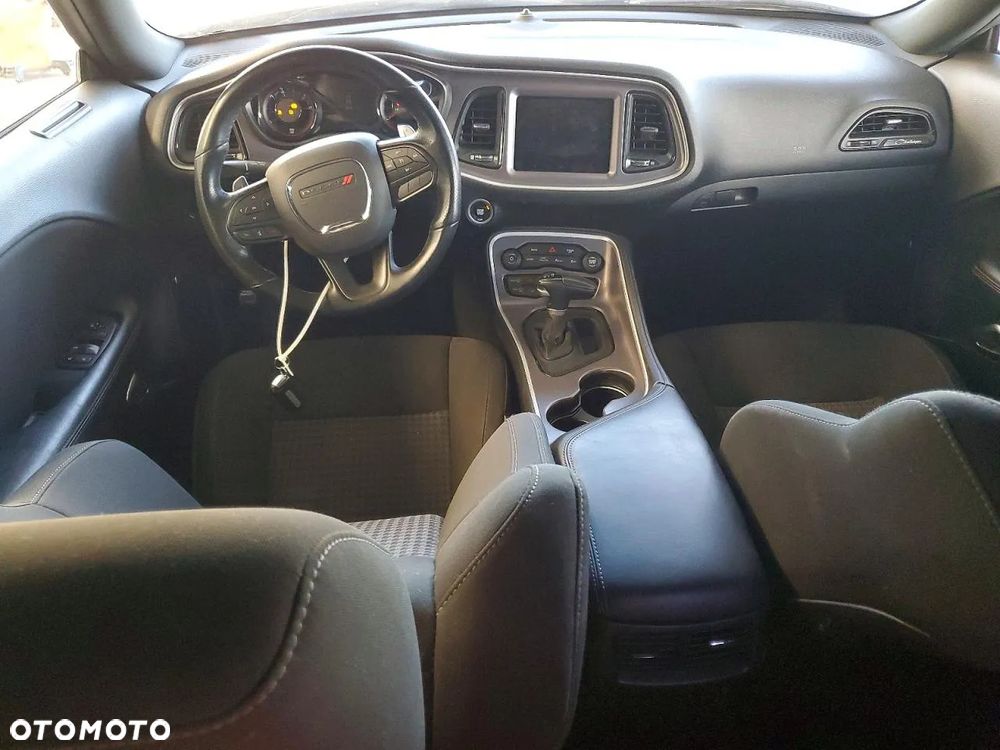 Dodge Challenger 3.6 GT AWD - 7