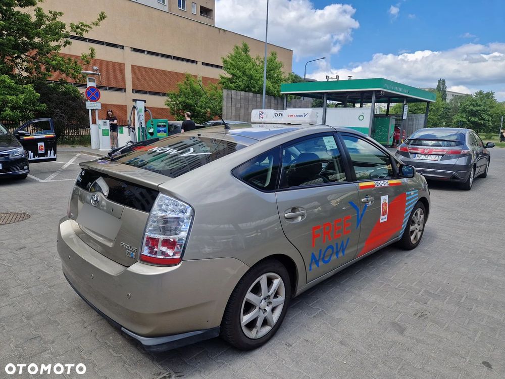 Toyota Prius 1.5 VVT-i Sol - 4