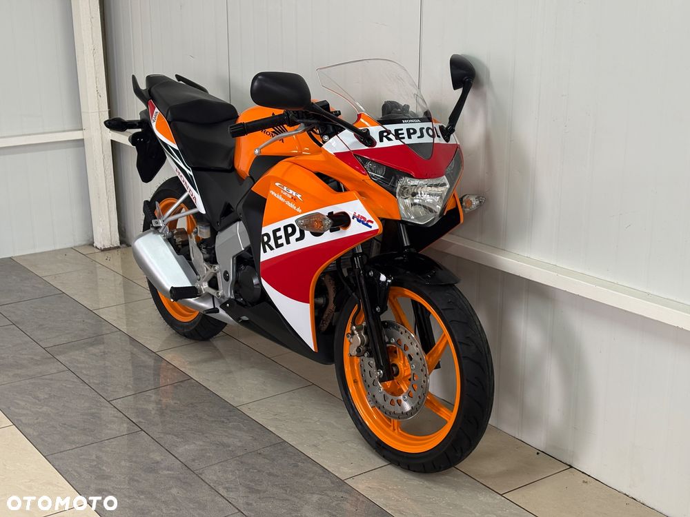 Honda CBR - 3