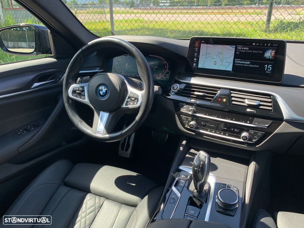 BMW 530 e Pack Desportivo M Pro - 16
