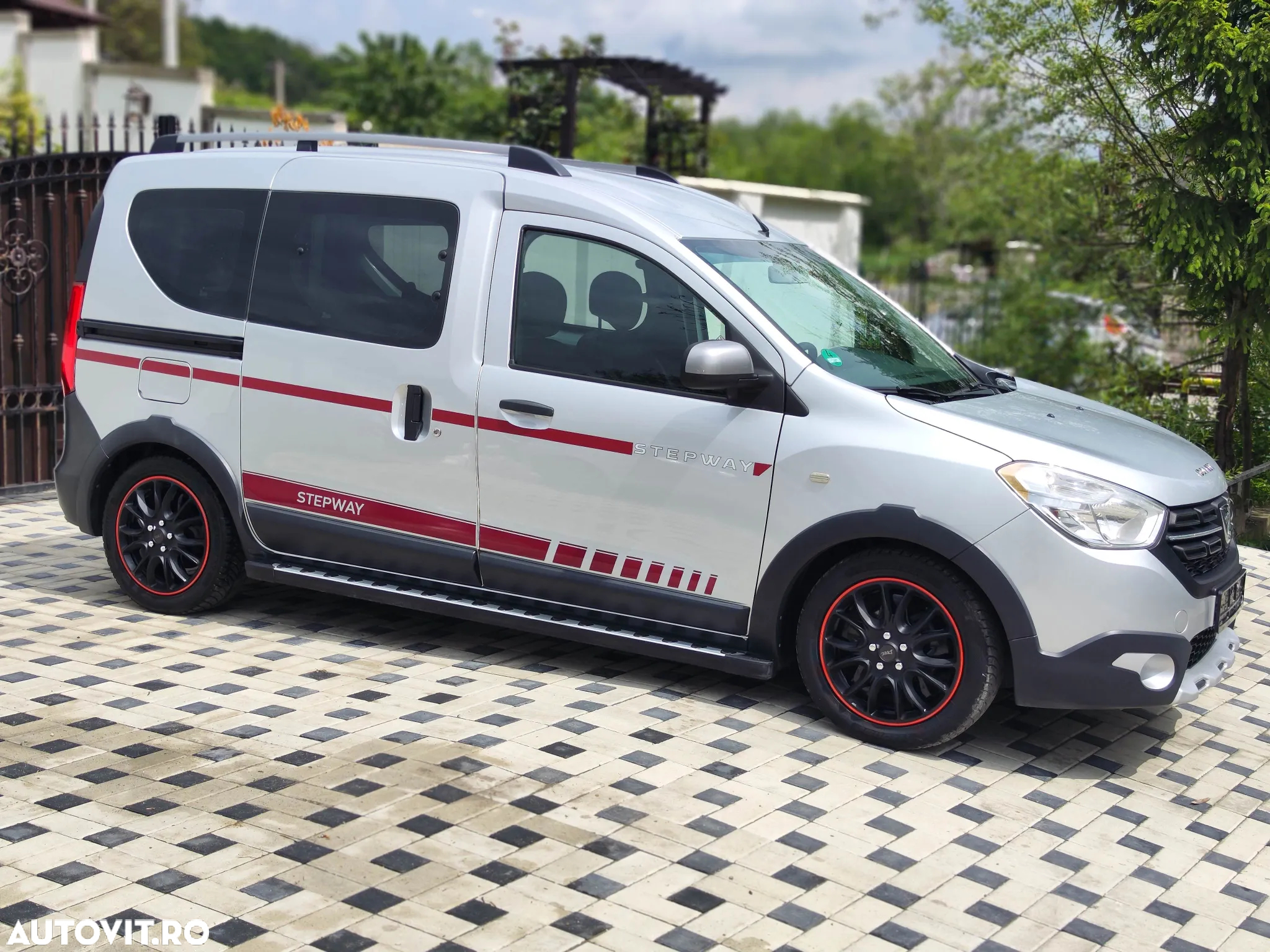 Dacia Dokker 1.5 dCi 90 CP Stepway - 12