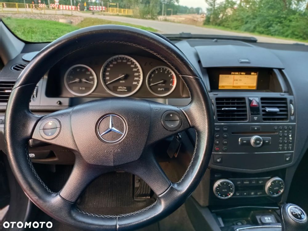Mercedes-Benz Klasa C 180 K Classic - 15