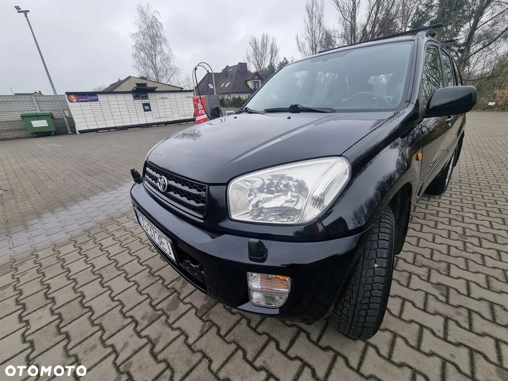 Toyota RAV4 2.0 VVT-i 4x4 - 25