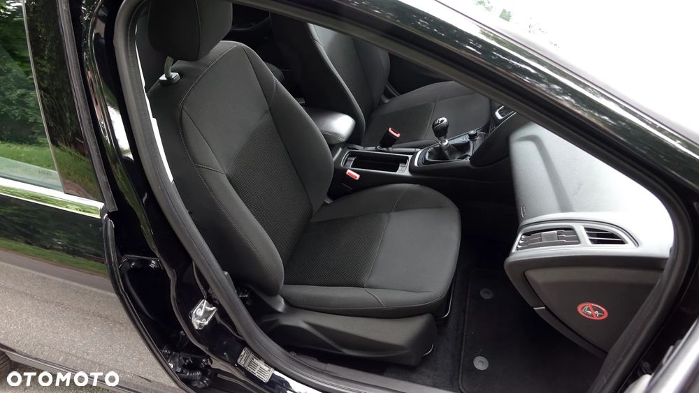 Ford Focus - 13