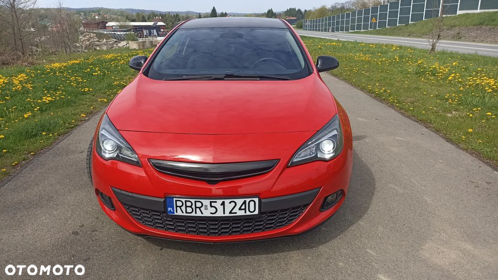 Opel Astra IV GTC 1.4 T Sport S&S - 16