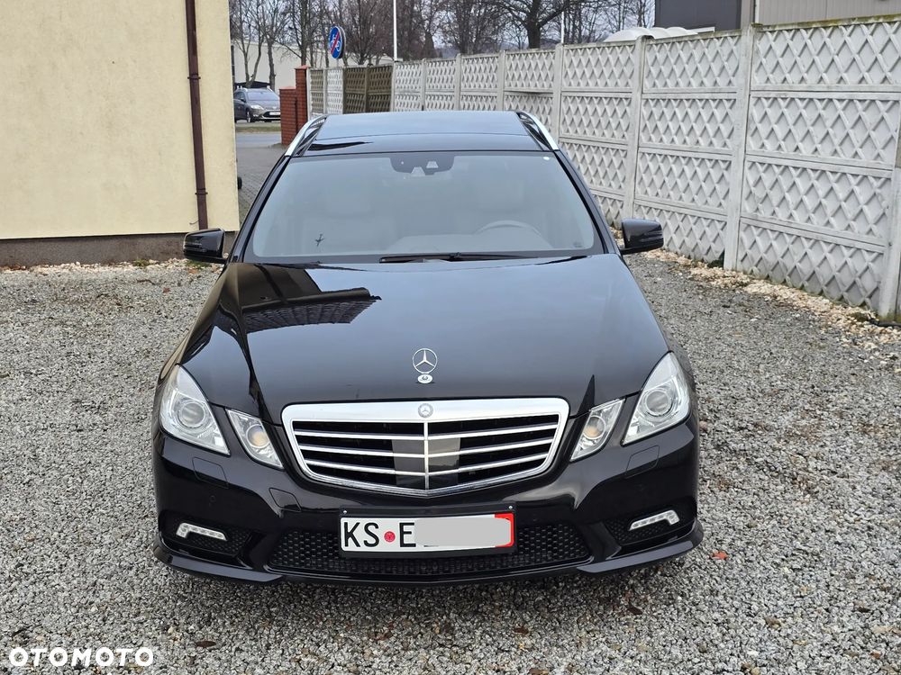 Mercedes-Benz Klasa E 350 CDI DPF 4Matic BlueEFFICIENCY 7G-TRONIC Avantgarde - 4