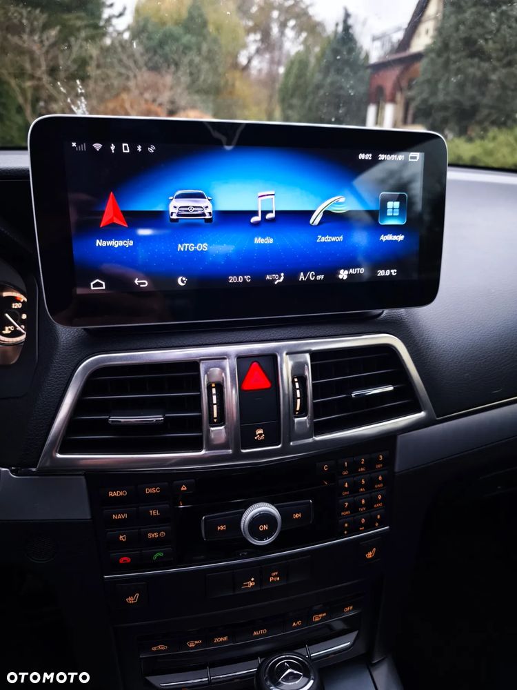 Mercedes-Benz Klasa E 250 CGI BlueEffICIENCY - 36