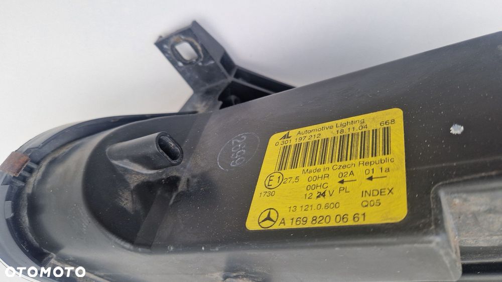 MERCEDES A-KLASA W169 LAMPA PRZÓD PRZEDNIA PRAWA EUROPA A1698200661 - 7