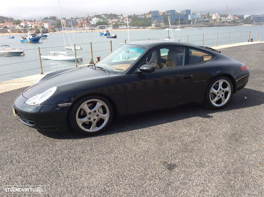Porsche 911 (996) Carrera 4 Coupé - 2