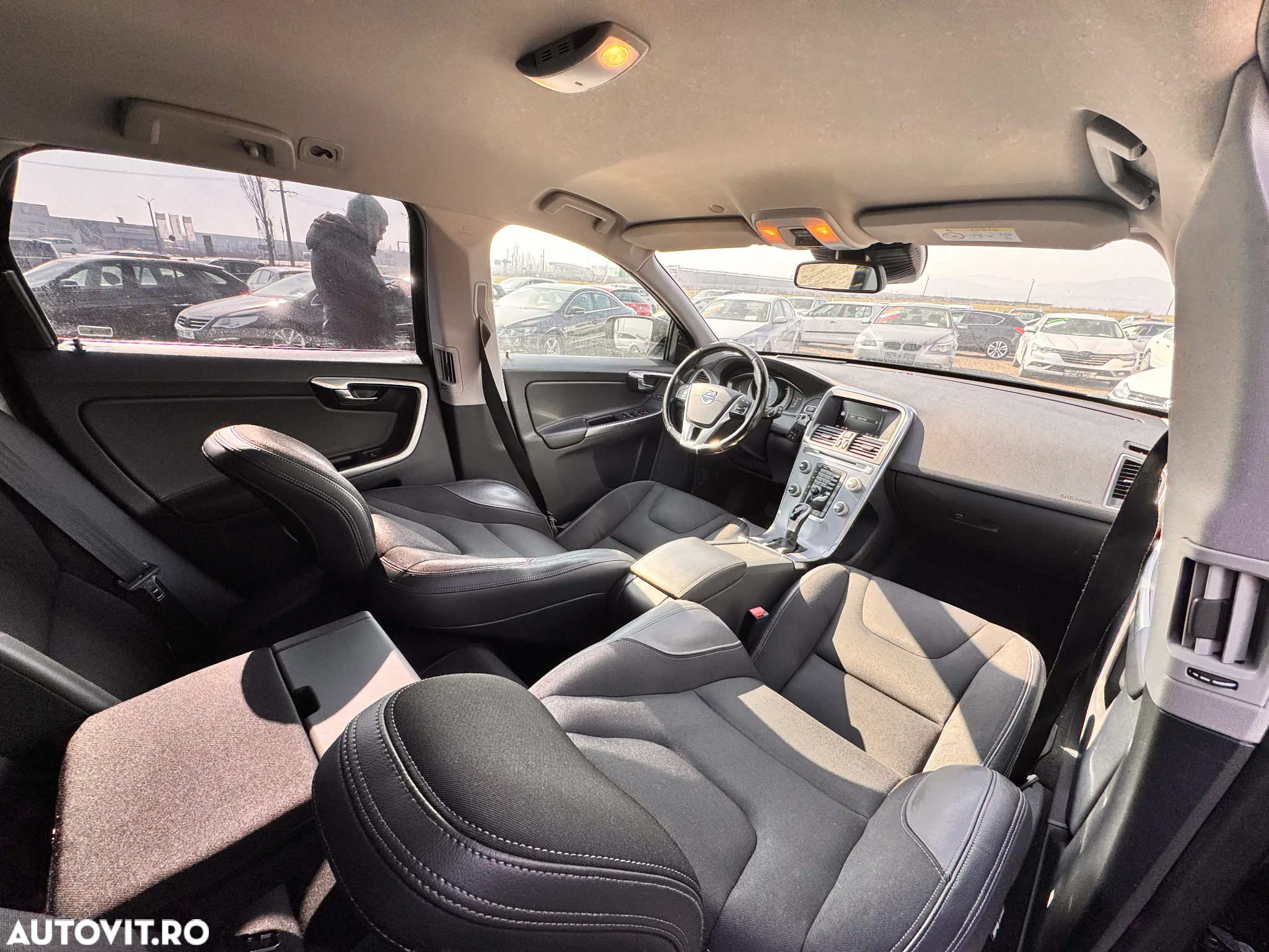 Volvo XC 60 D4AWD Kinetic - 21