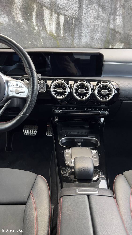 Mercedes-Benz A 250 Limousine - 11