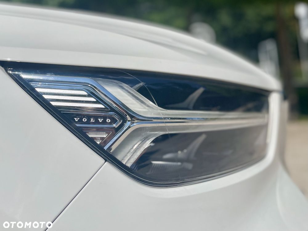 Volvo XC 40 D4 AWD Momentum Pro - 6