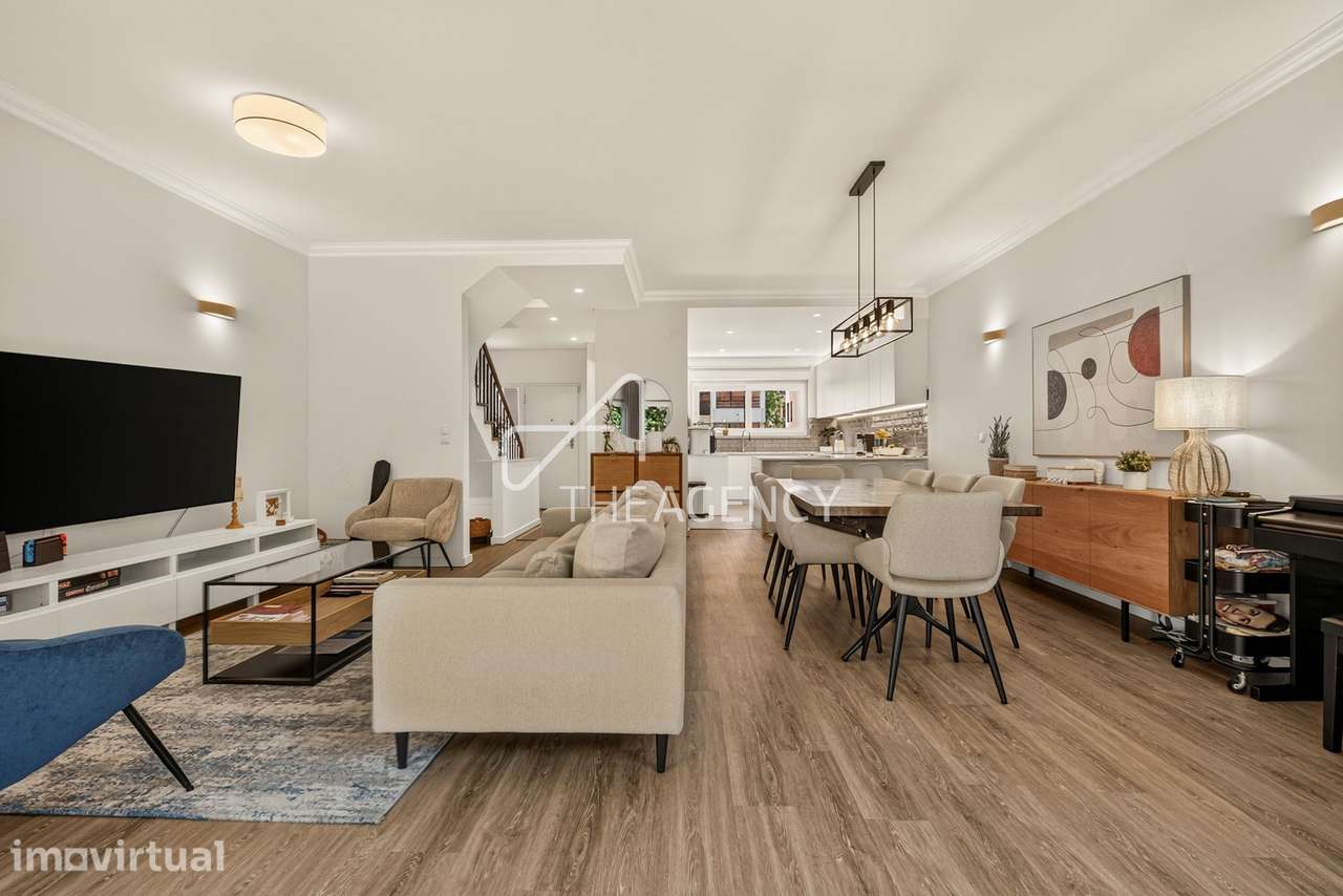 Moradia de 4 Pisos Totalmente Remodelada "Chave na Mão" em Zona Nobre - Grande imagem: 3/37