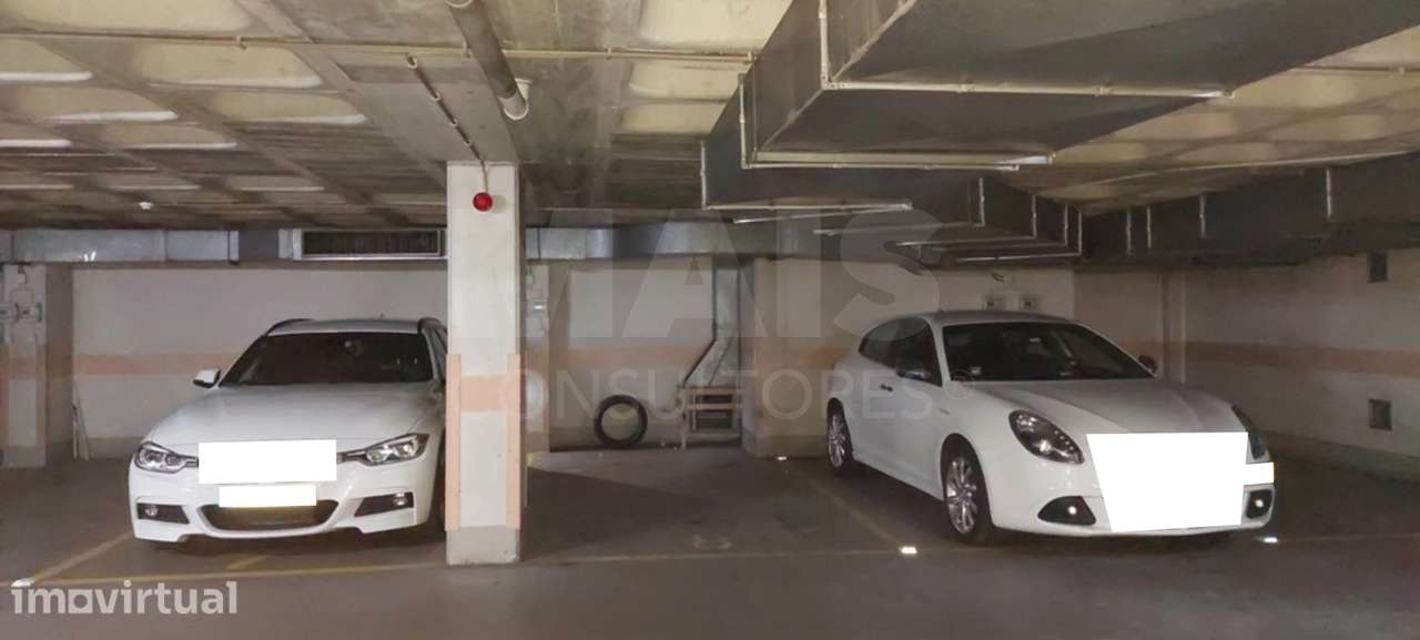 Lugar de Garagem - Entrecampos - Grande imagem: 4/9