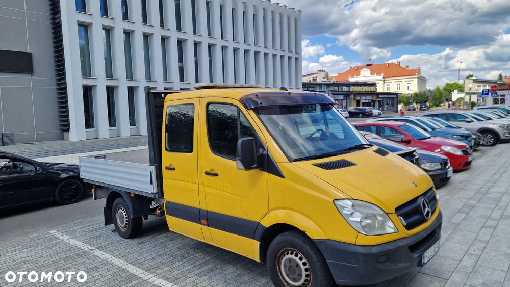 Mercedes-Benz Sprinter - 13