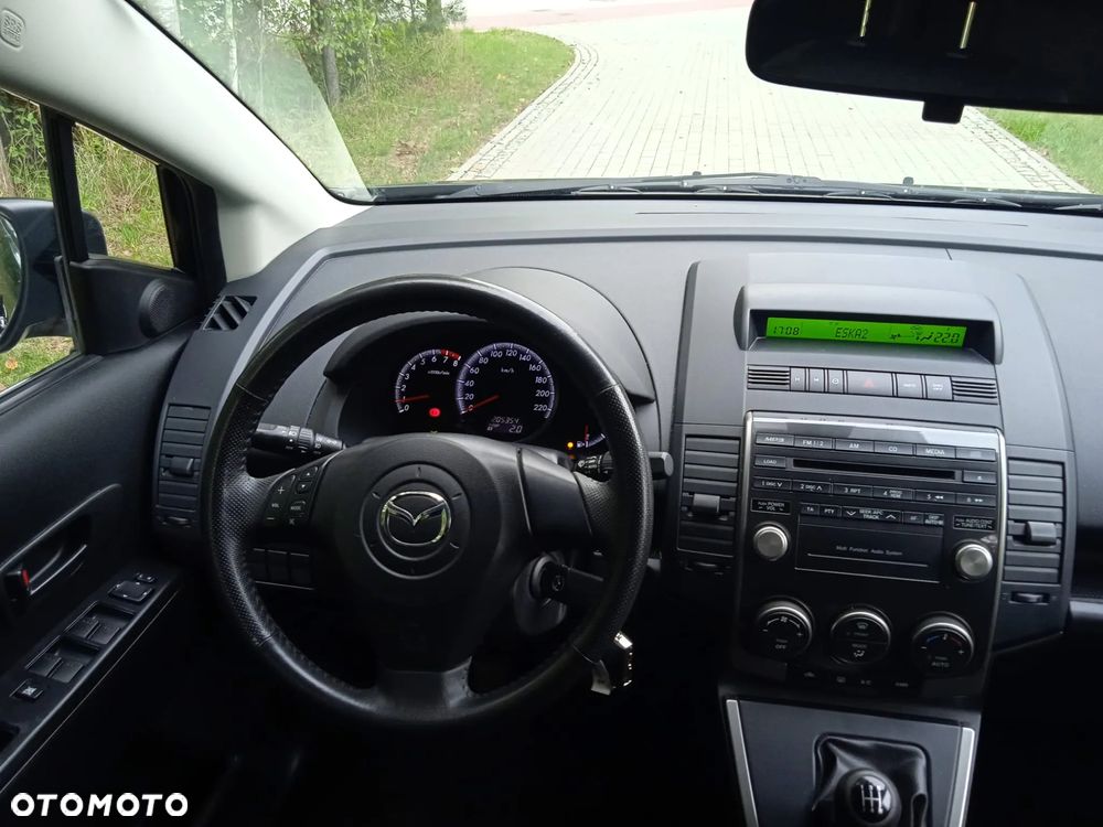 Mazda 5 - 10