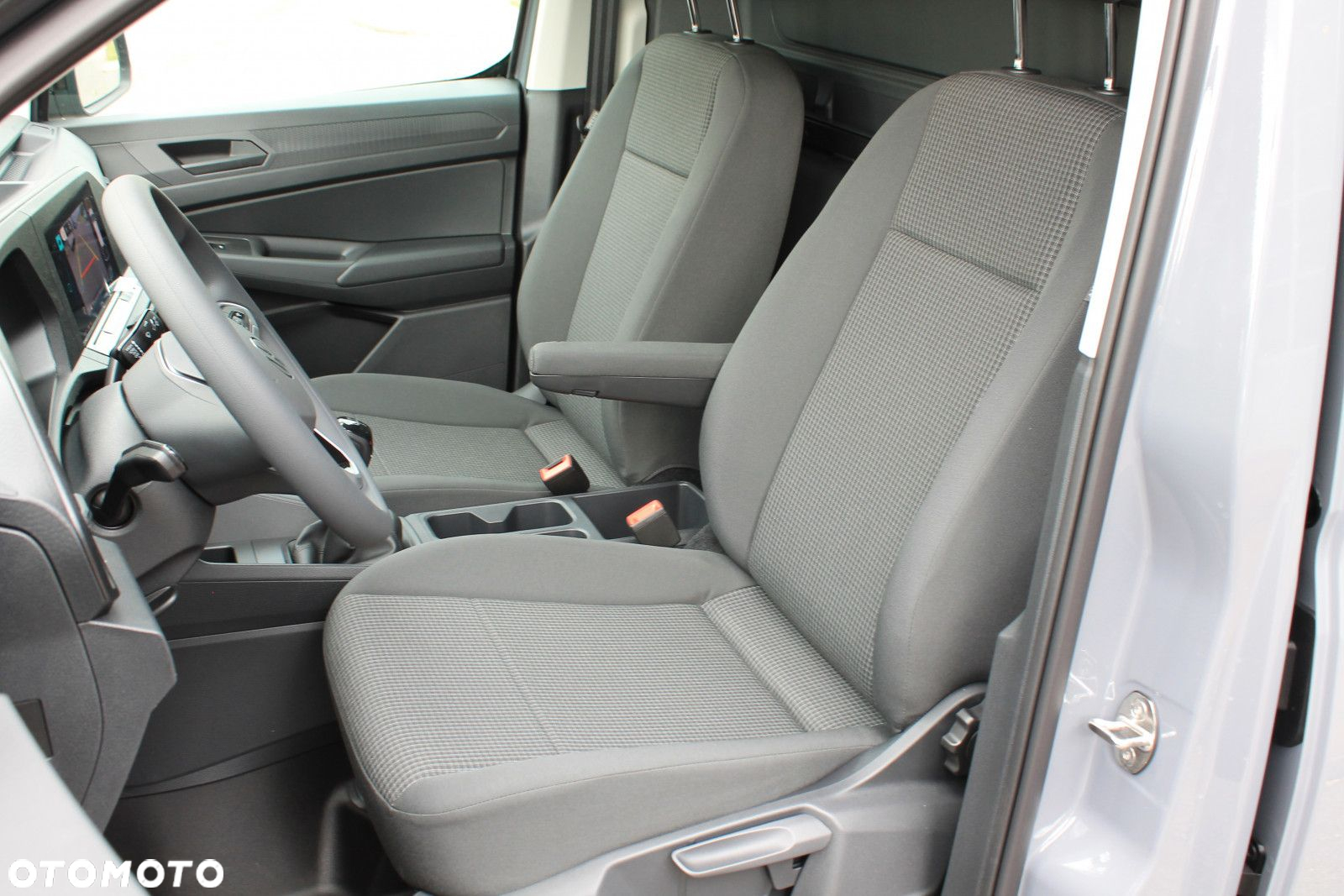 Volkswagen Caddy Maxi Cargo 2.0 TDI Manual - 11