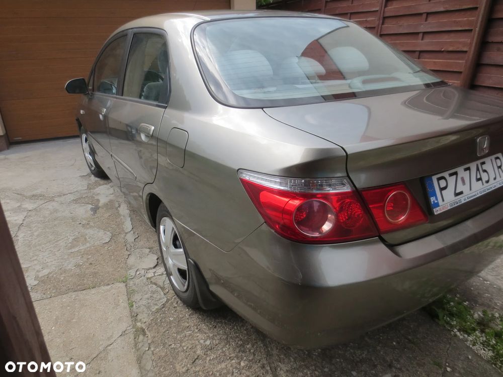 Honda City 1.4 Comfort - 20
