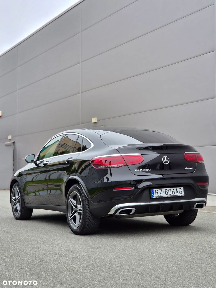 Mercedes-Benz GLC 200 4Matic 9G-TRONIC AMG Line Plus - 20