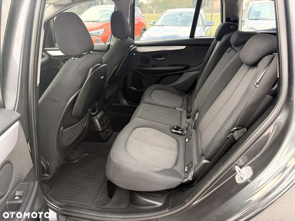BMW Seria 2 218d xDrive Sport-Aut Advantage - 10