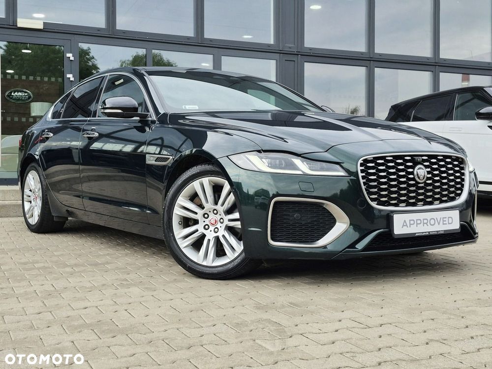 Jaguar XF - 5