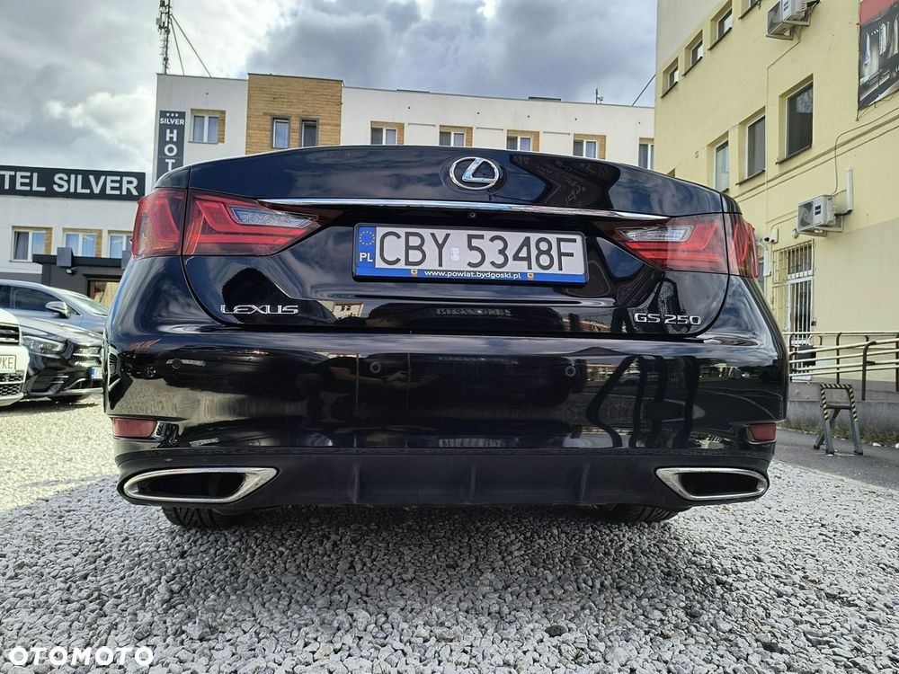 Lexus GS - 38