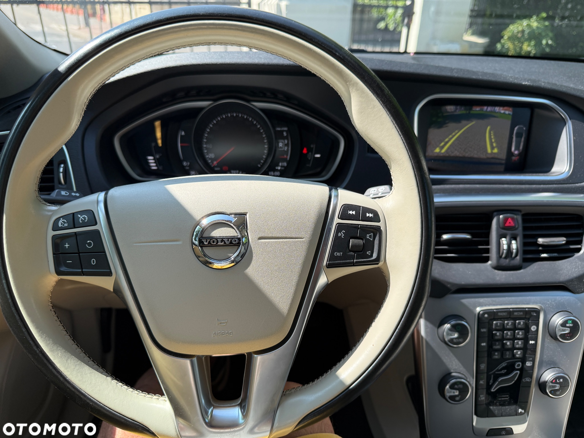 Volvo V40 D3 Inscription - 10