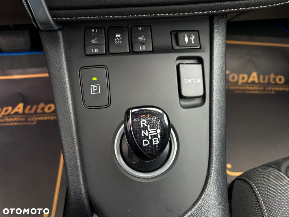 Toyota Auris - 31