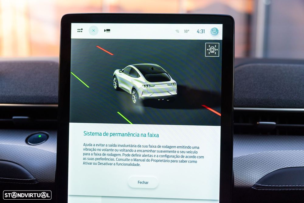 Ford Mustang Mach-E AWD PREMIUM - 18