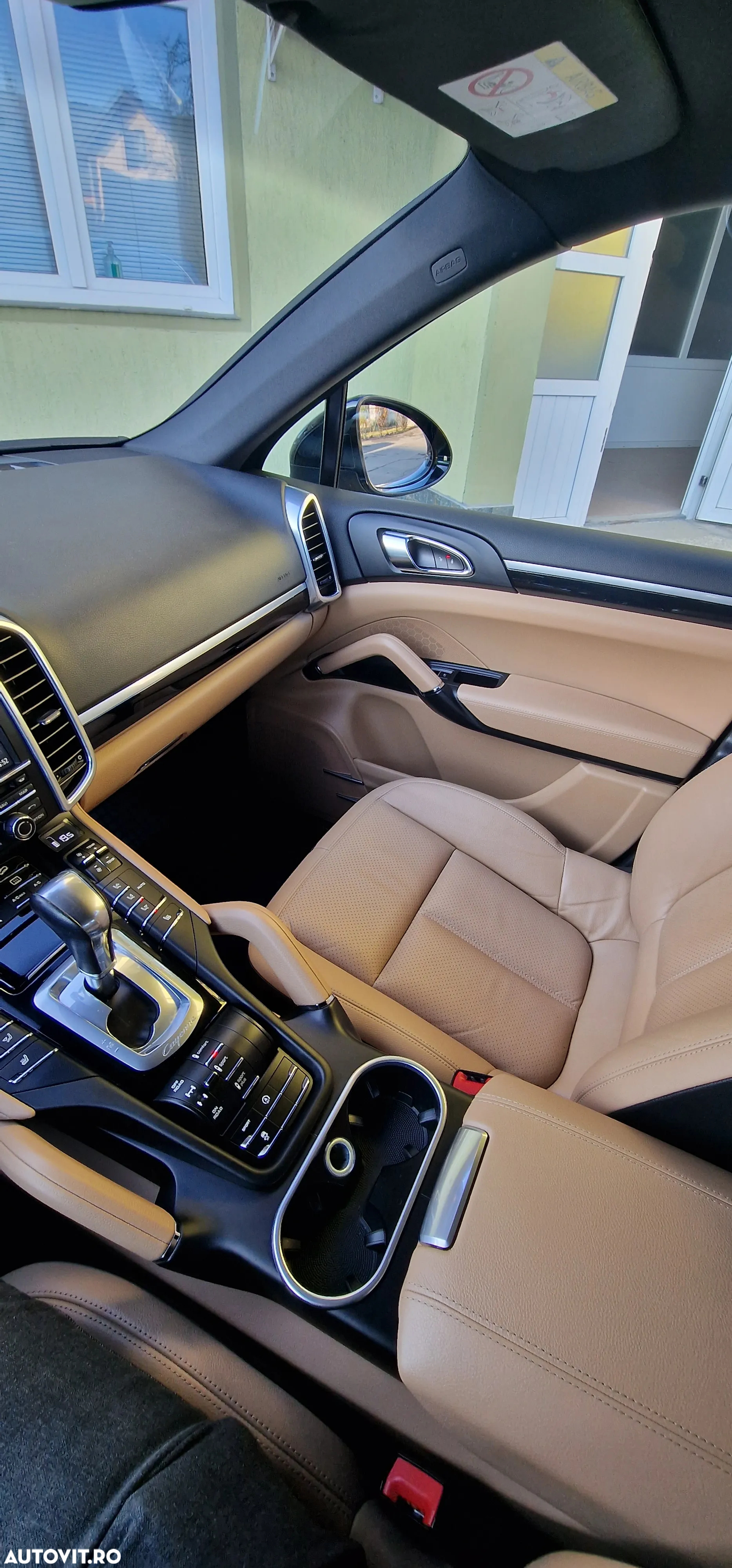 Porsche Cayenne 3.0 L - 2